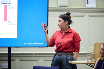 Dr Samira Barzin speakiing at the World Forum on Enterprise & the Environment